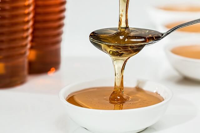Maple Syrup, Honey, and Agave: The Sweet Truth Behind the 3 Most Commonly Recommended HEALTHY Sweeteners